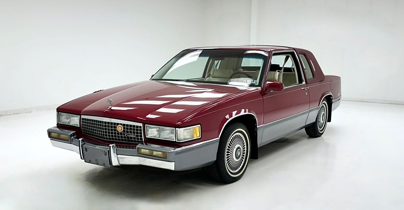 Single Family Owned/93,536 Miles/Garage Kept/4.5 Liter V8/Cadillac Luxury