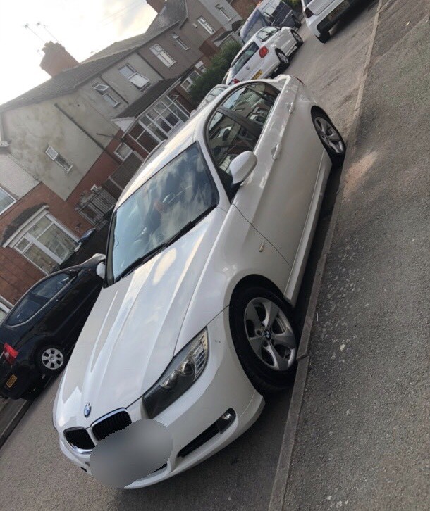REDUCED!!! CHEAP ON TAX!! 2011 BMW 320D, White, iDrive, 113k mileage, 4