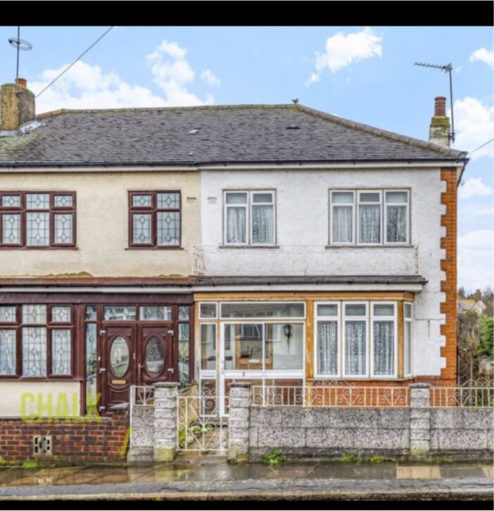 3/4 bedroom semi detached house for rent in Hornchurch RM12 in