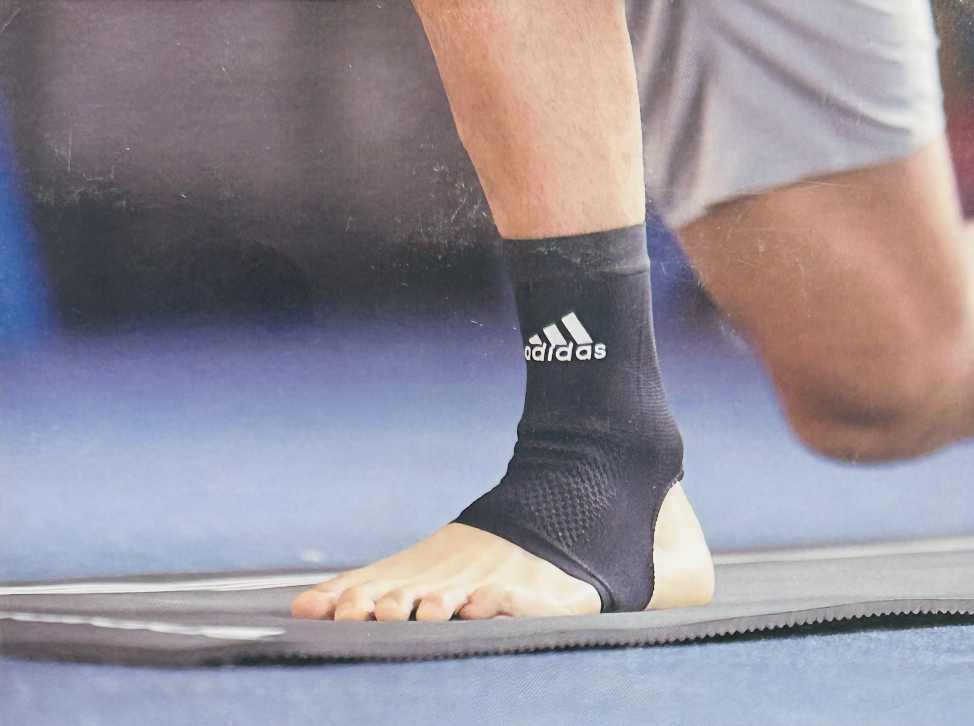 adidas Performance Ankle Support Sleeve Climacool Breathable Black Grey Size L