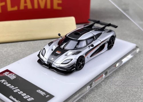 koenigsegg 1/64 レジン製　ミニカー　シャンパン 1: 64 Alloy diecast car model Koenigsegg One:1 panda limited