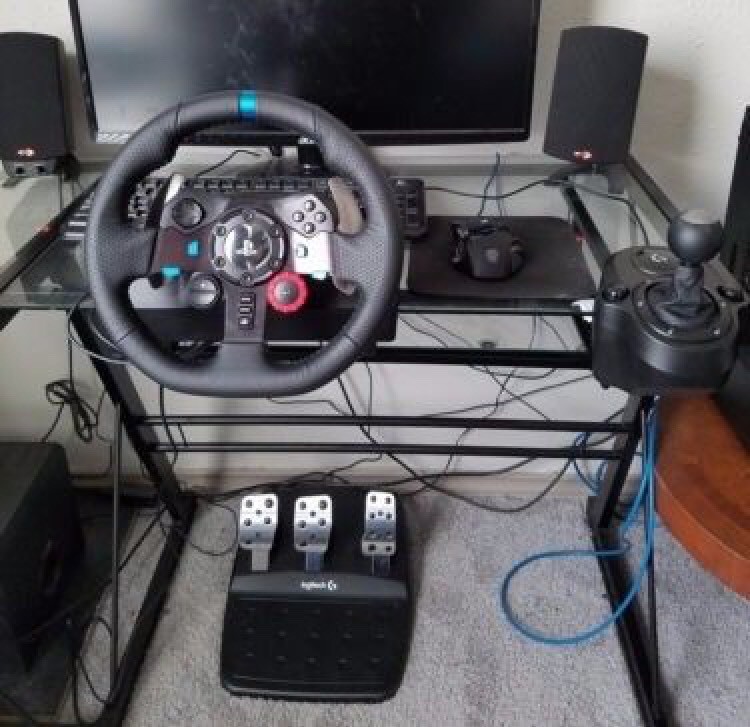 Logitech G29 force feedback steering wheel / pedals / gear shifter for