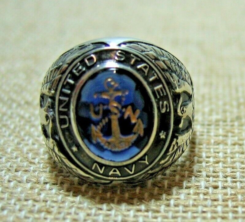 Vintage WW11 Sterling United States Navy Ring w/Carved Darkest Blue Stone SZ 10