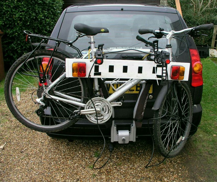 Thule 9708 4 bike hang on cycle carrier, tow bar fitting plus lighting