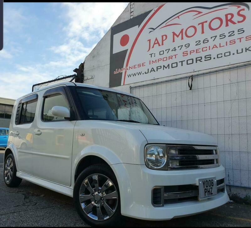 Nissan cube rider