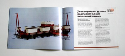 1980 International 800 Series 4 6 8 12 Row Planter Brochure 3388 3788 Tractor