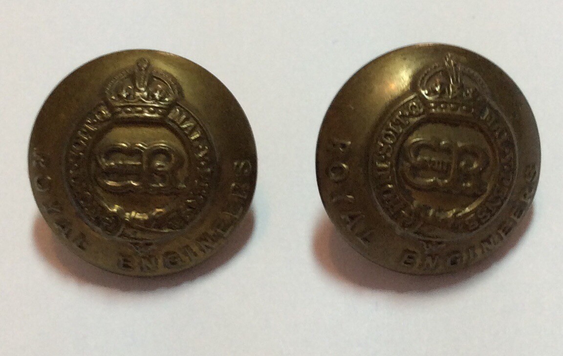 RARE ORIGINAL LOT OF 2X EDWARD VIII ROYAL ENGINEERS BUTTONS RE C PITT AND CO