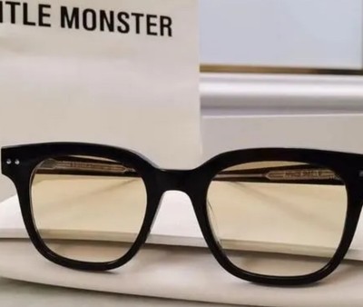 GENTLE MONSTER SOUTH SIDE N Black Frame Sunglasses w/ Case