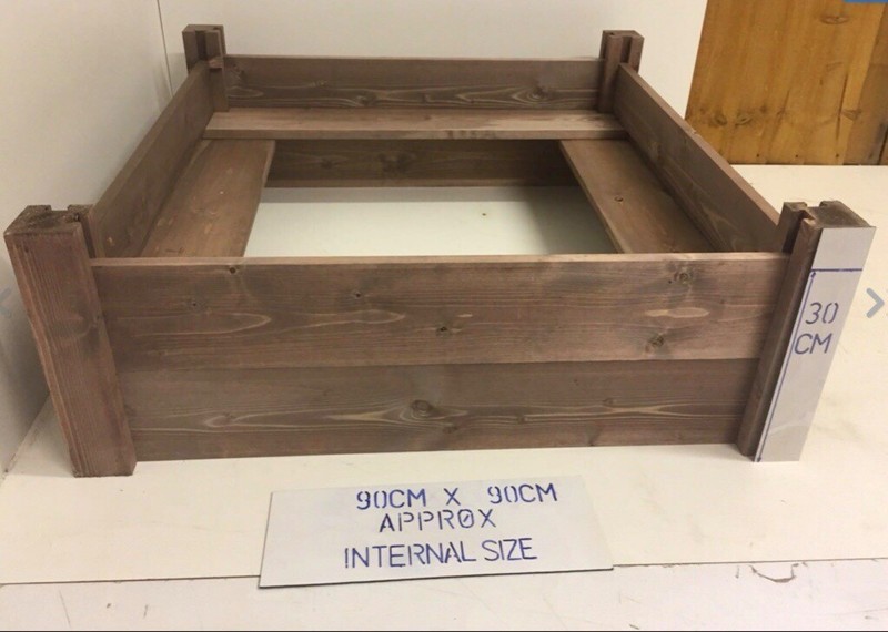 Dog Whelping Box for sale in UK View 60 bargains