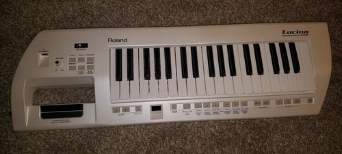 ROLAND LUCINA AX-09 Synthesizer Keytar White with a foot pedal *Great Condition