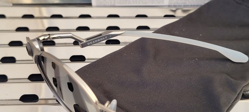 Pre-owned Oakley Deadbolt Titanium 6046-0150 Sunglasses Satin Chrome W/ Prizm Black