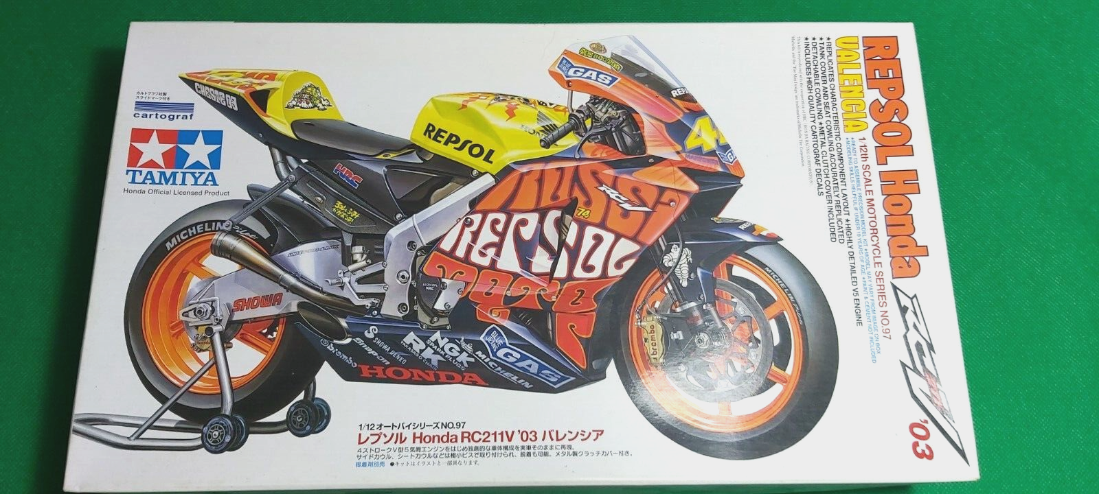 1/12 Tamiya Repsol Honda RC211V '03 Valencia Rossi Bike