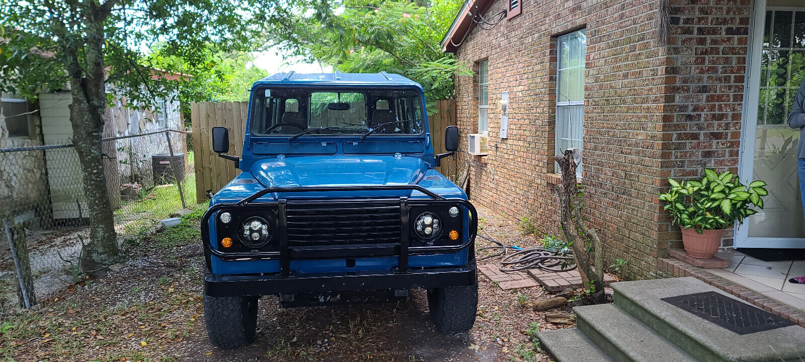 land rover defender