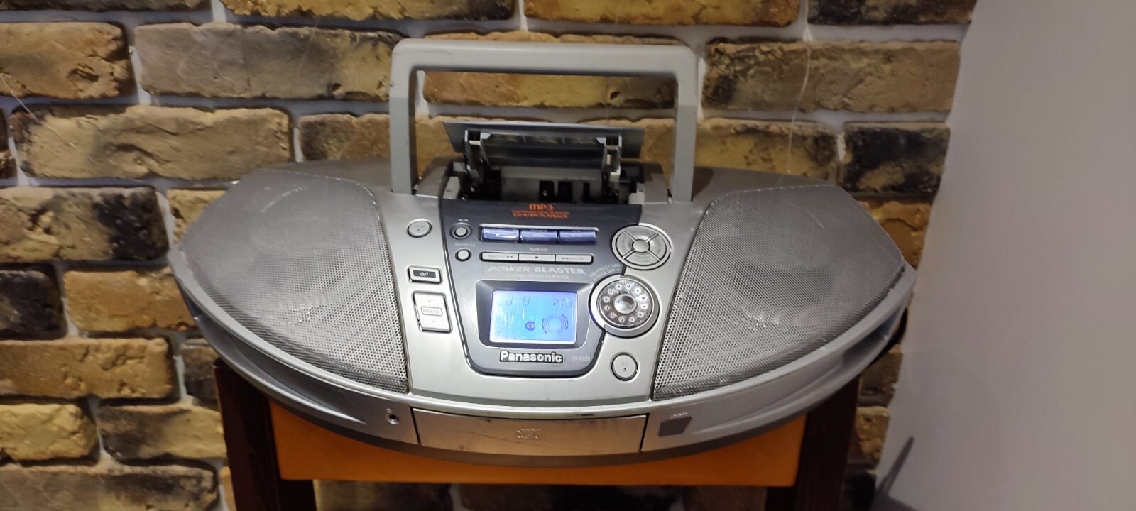 KON　Panasonic Panasonic RX FW29L…1987👌🔛#panasonic #radio #boombox