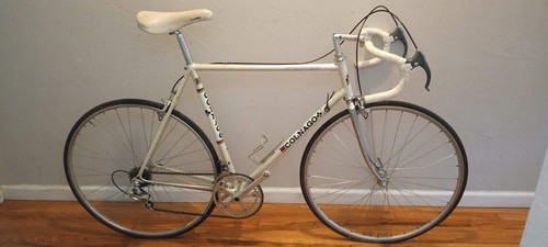 VINTAGE COLNAGO International Road bike 57 CM Pearl White VINTAGE COLNAGO International Road bike 57 CM Pearl White