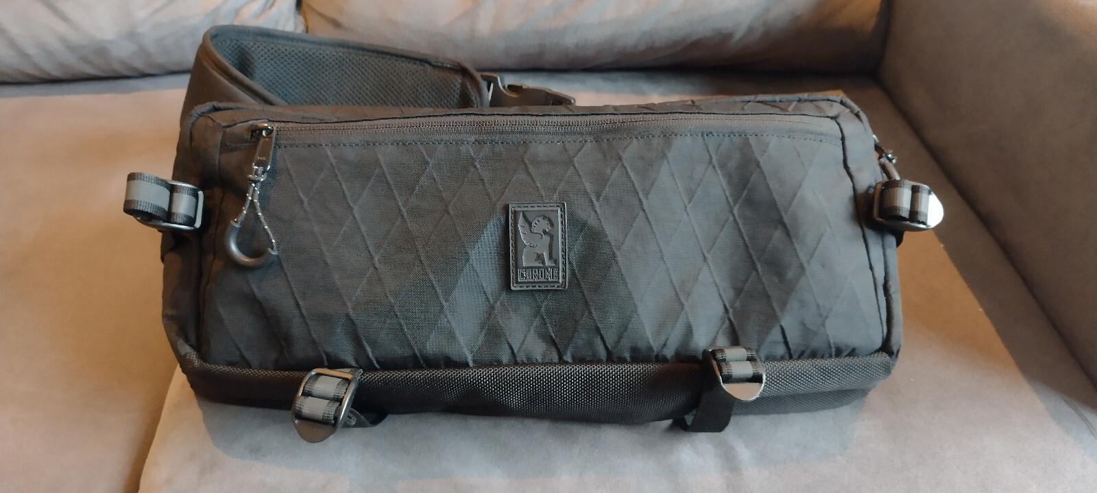 アクセサリー CHROME KADET SLING BAG 9L $_57.JPG?set_id=880000500F