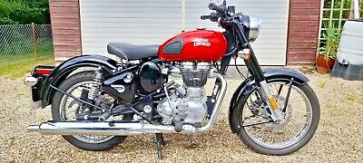 ROYAL ENFIELD 500cc EFI, BULLET CLASSIC. MARCH 2020. 1200 MILES. RED. IN ESSEX.