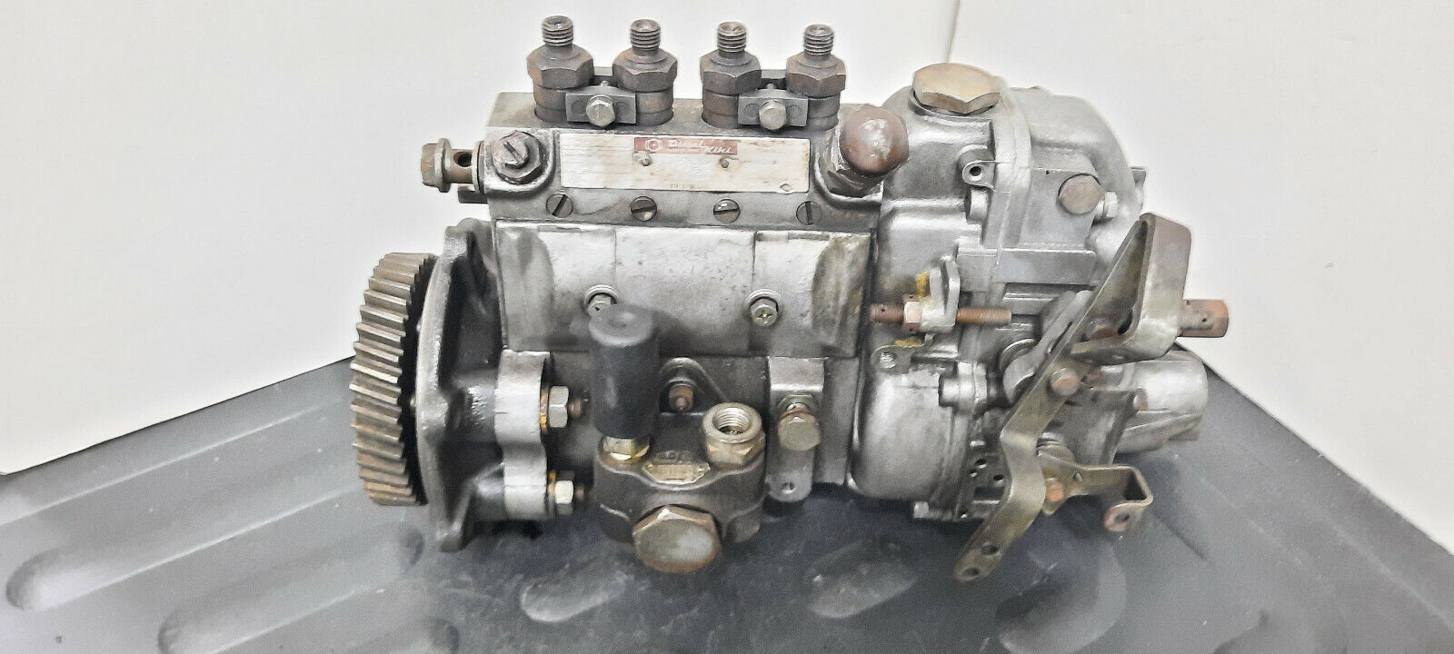 Original Zexel Fuel Injection Pump 101492-0161 for Isuzu Original Zexel Fuel Injection Pump 101492-0161 for Isuzu