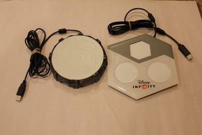 Large Lot of Nintendo Wii U Skylanders and Disney Xfinity Games w/ Figures ^