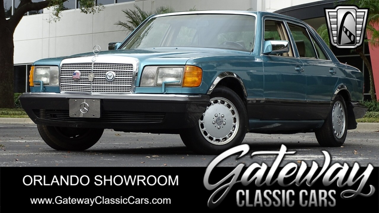 Blue / Gray 1991 Mercedes-Benz 300SE  I6 Automatic Available Now!