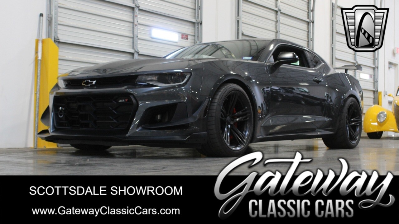 Nightfall Gray 2018 Chevrolet Camaro  6.2L Supercharged V8 6-Spd Manual Availabl