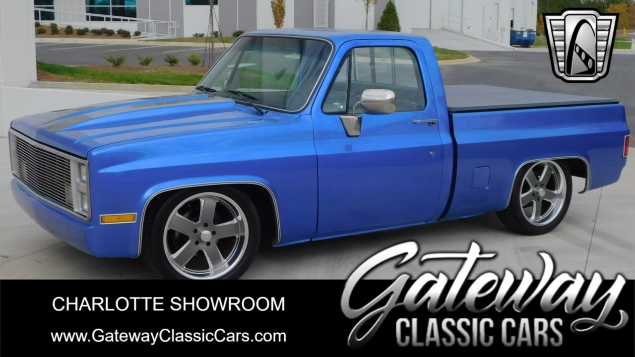 BLUE 1986 GMC C1500  V8 Automatic Available Now!