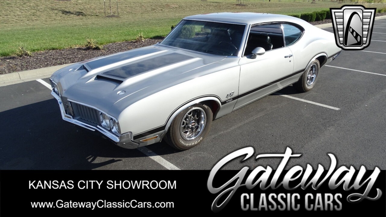 Silver 1970 Oldsmobile 442  455 CID V8 TH400 Automatic Available Now!