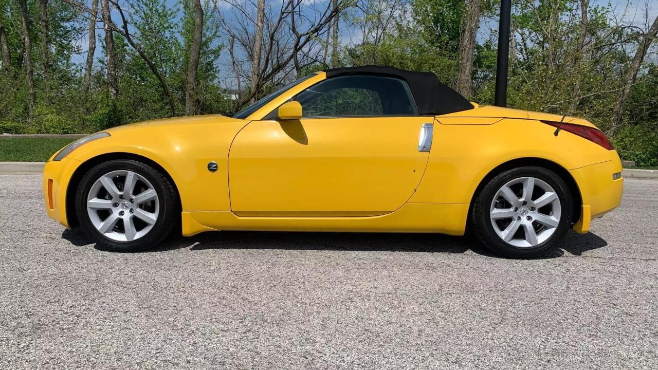 Owner 2005 Nissan 350Z Touring Roadster 2D