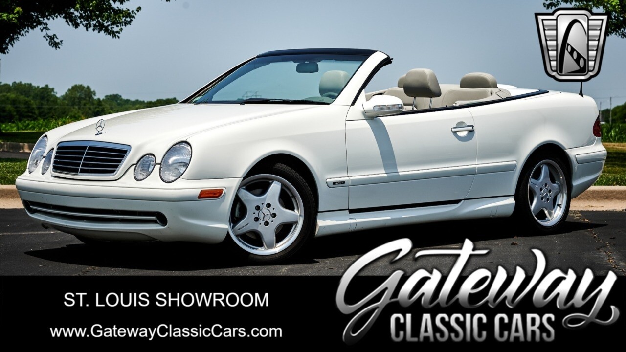 White 2002 Mercedes-Benz CLK 320  3.2L SOHC V6 Automatic Available Now!