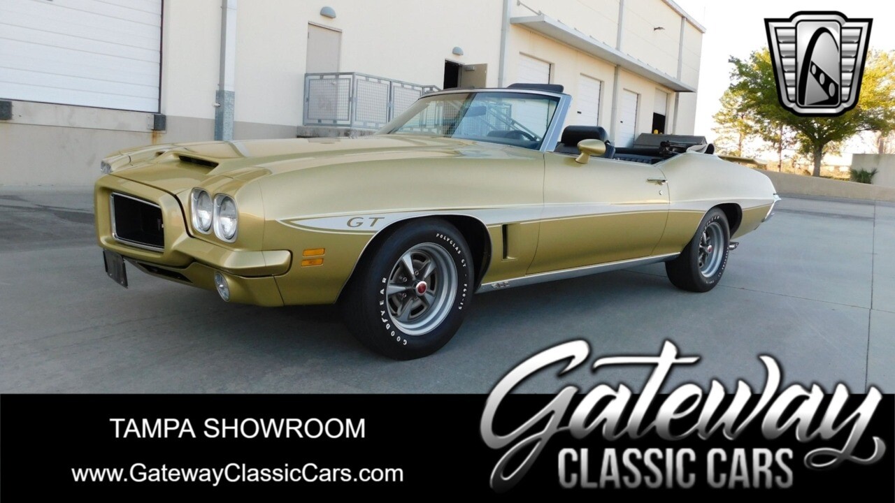 Brasilia Gold 1972 Pontiac Lemans  400ci 3sp manual Available Now!