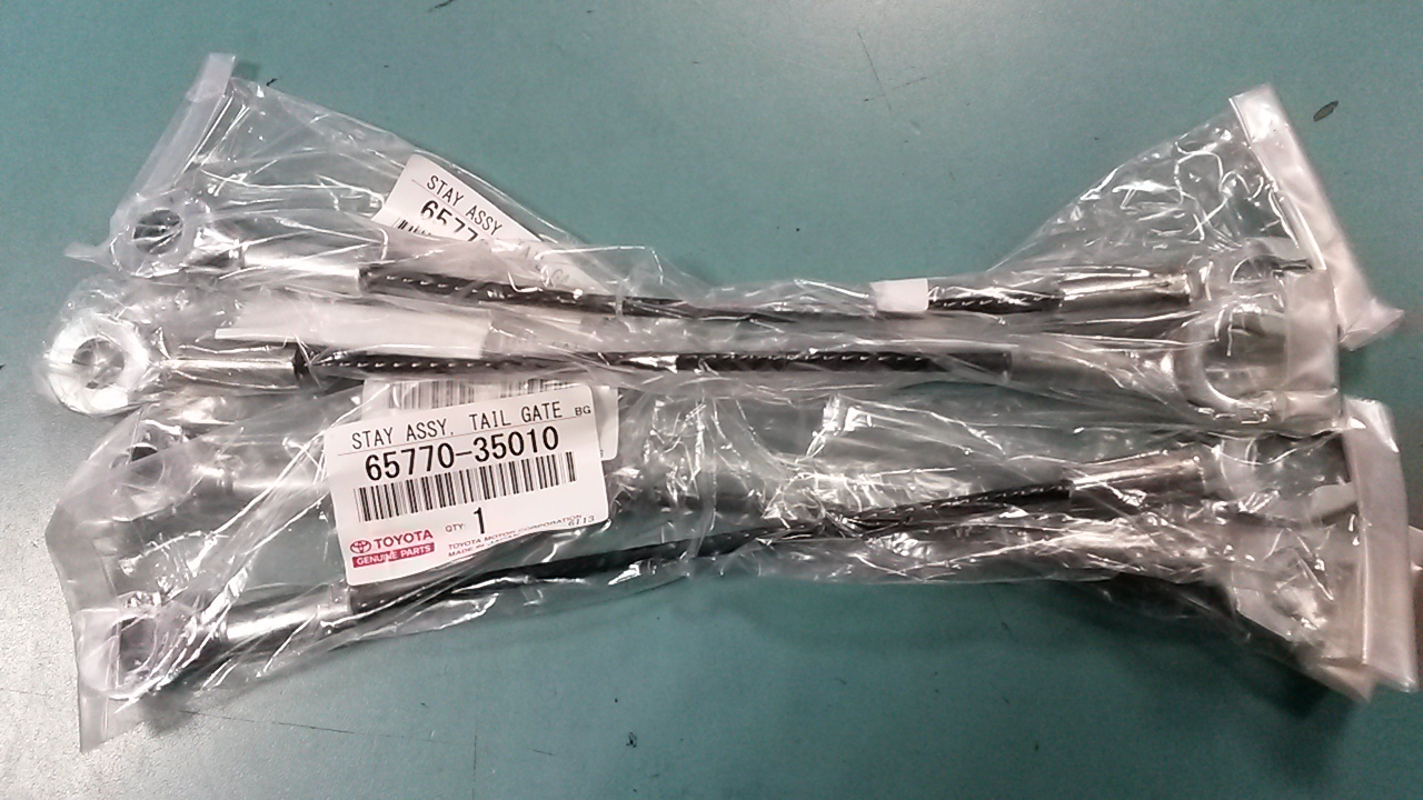 1専用 Spicer Select - 25-657018X - Universal Joint Strap Kit
