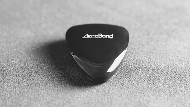 AeroBand Wireless Pocket Guitar