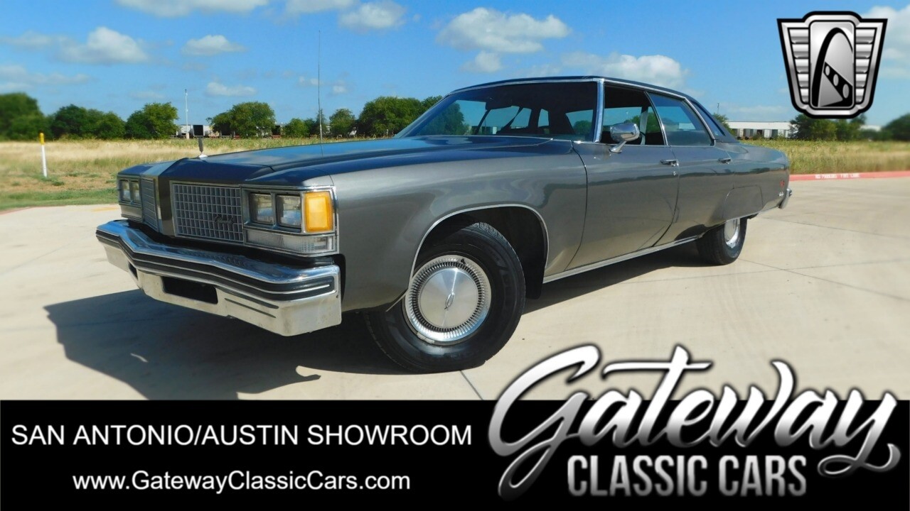 Gray 1976 Oldsmobile 98  455 ci V8 Automatic Available Now!