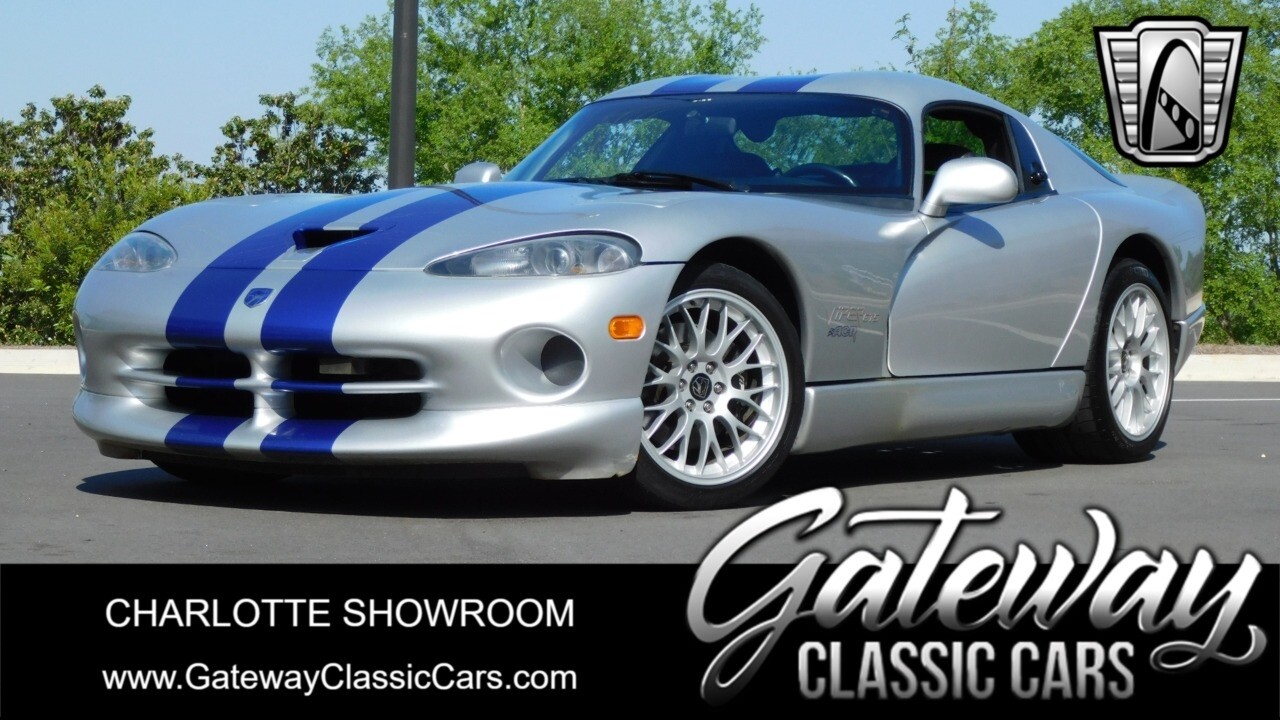 Bright Silver Metallic 1999 Dodge Viper  8.0 V-10 V8 6 speed Manual Available No