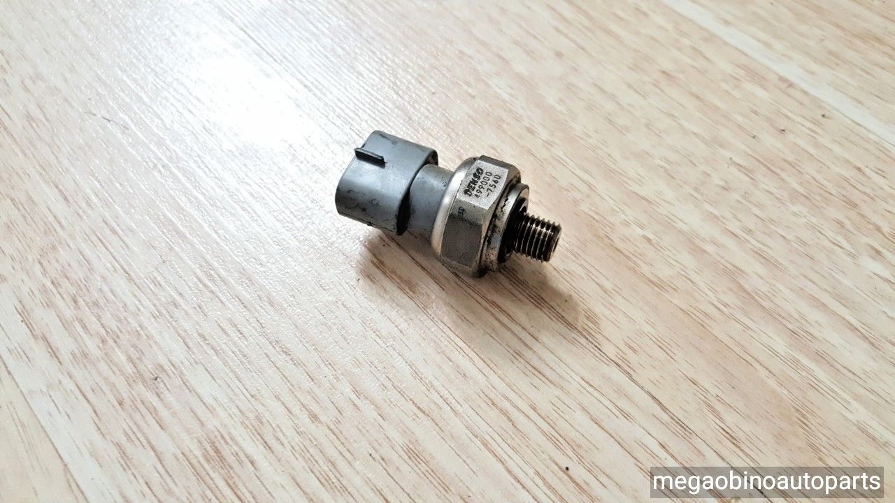 2003-2005 honda civic hybrid spool oil pressure sensor 37260