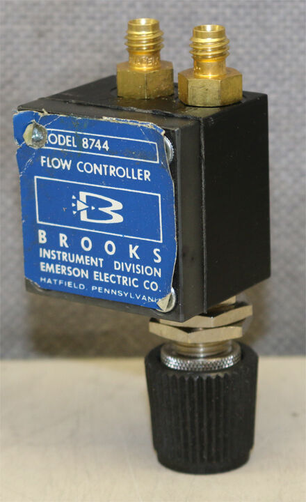 Brooks Instruments Emerson 8744 Flow Controller FC Series