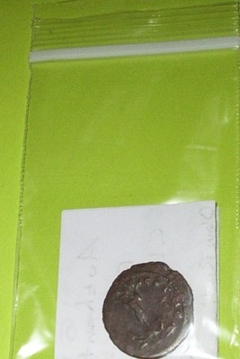 Claudius II Gothicus 268-270 AD ancient ROMAN COIN armor trophy helmet captives