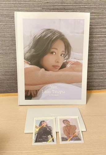 TWICE TZUYU 1st Photobook Yes, I am Tzuyu. Blue ver
