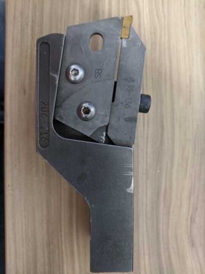 UNKNOWN BRAND TOOL HOLDER 206-114