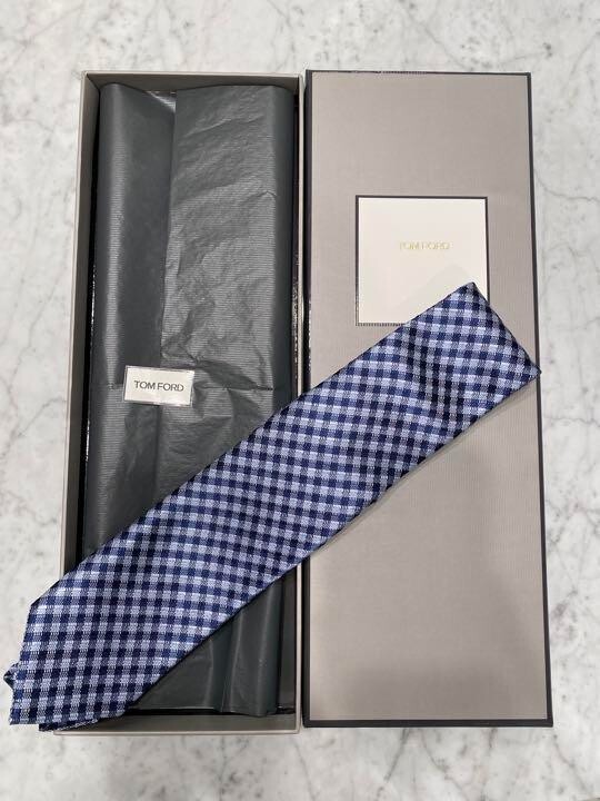 TOM FORD 　ネクタイ　ブルー Tom Ford Tie Solid Midnight Blue Design - Tie Deals