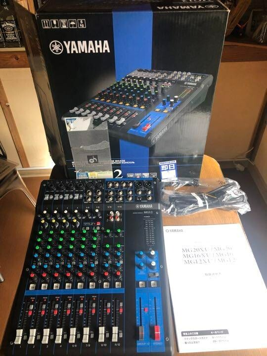 その他 YAMAHA MG12 Yamaha MG12X CV 12-Input Mixer with Built-In FX MG12X CV B&H