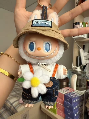キーホルダー・アクリルキーホルダー THE MONSTERS FALL IN WILD AUTHENTIC The Monsters Fall In Wild Vinyl Plush Doll Pendant