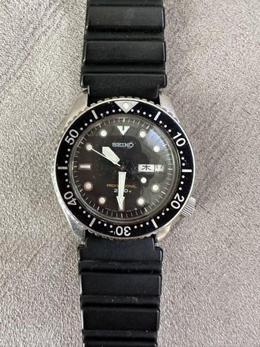 Seiko Professional 200m Diver 7C43-6010 Men's Watch black