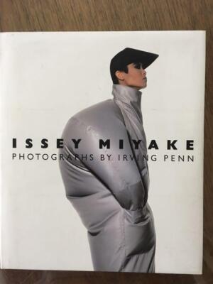 Issey Miyake by Irving Penn 1990　フライヤー付 Issey Miyake by Irving Penn 1990 フライヤー付 - メルカリ