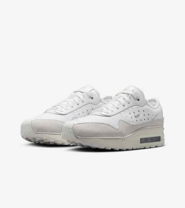 HM6690-100 Jacquemus Nike Air Max 1 SP Sail and Summit White HM6690-100 Jacquemus Nike Air Max 1 SP Sail and Summit White