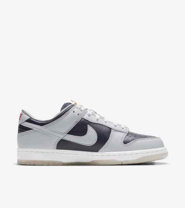 Pre-owned Nike Women's Dunk Low Sp College Navy Dd1768-400 Size 5 - 12 Brand In Gray