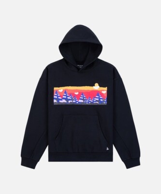 PAPER PLANES   BLACK  OVERSIZED LANDSCAPE  HOODIE SIZE 2XL   