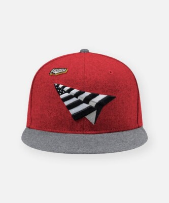 PAPER PLANES CRIMSON WOOL MELTON TWO TONE FITTED HAT SIZE 8  
