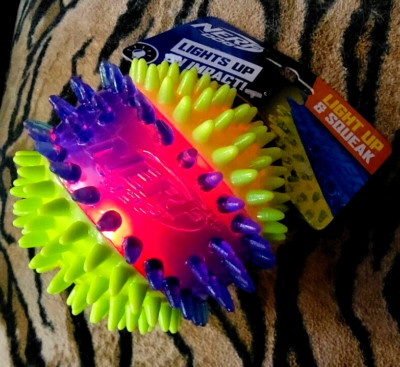 Nerf Dog Light Up Squeak Spiked Ball large New!