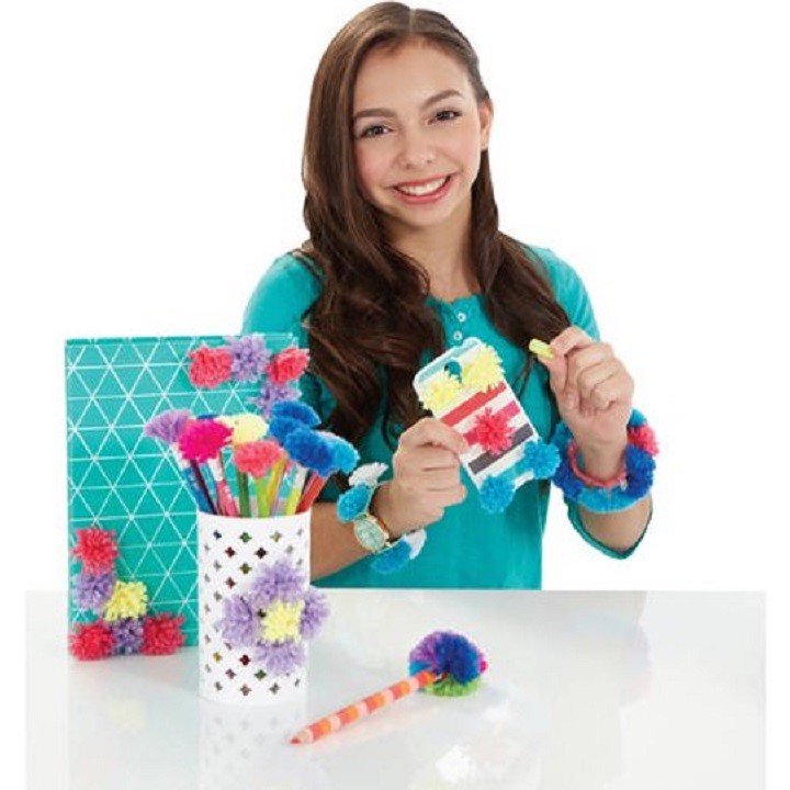 POM POM CRAFT KITS LOT OF 3 STARTER KITS TOTAL OF  135 POM POMS PLUS ADHESIVES
